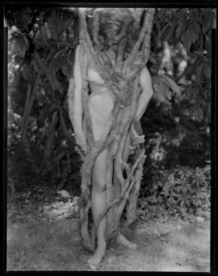 Entanglement | Nude Descending Staircase